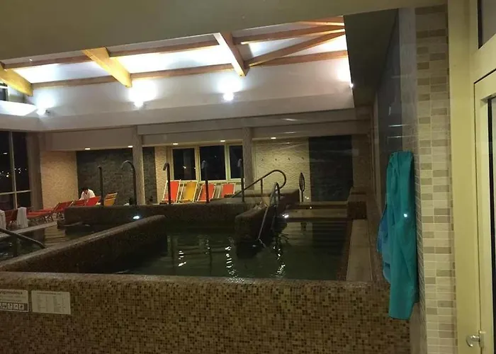 Azur Apartman Веленце